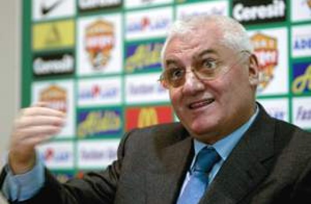 Mitica Dragomir: 'Becali sa mai cumpere jucatori daca vrea sa se impace cu suporterii'