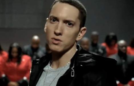 Eminem, dat in judecata pentru 9 milioane de dolari