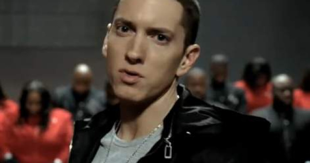 Eminem, dat in judecata pentru 9 milioane de dolari
