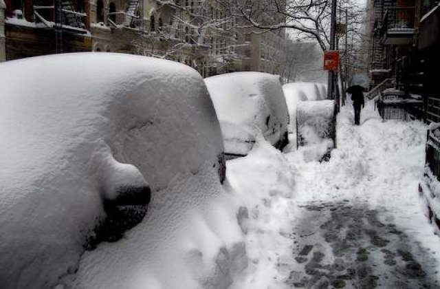 Avertizare meteorologica: Cod portocaliu si galben de ninsori
