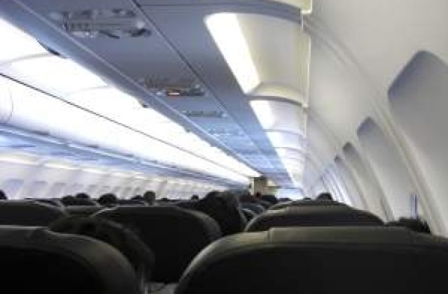 Zapada a provocat deraparea unui avion la Craiova