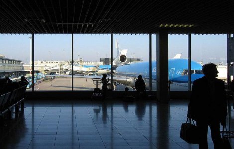 Alerta cu bomba in aeroportul Schiphol din Amsterdam