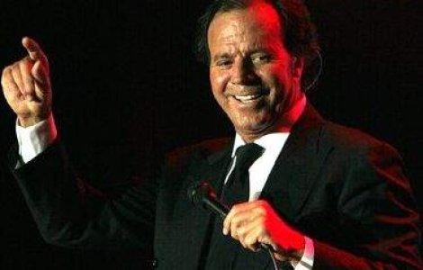 Julio Iglesias concerteaza anul acesta in Romania