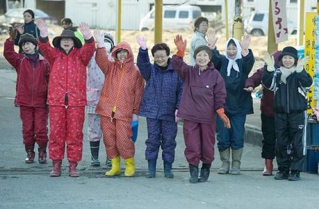 [VIDEO] Deseurile tsunami-ului din Japonia, "au plecat" spre SUA