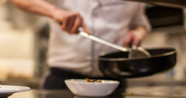 Un restaurant din Italia ofera clientilor "aer prajit" / FOTO