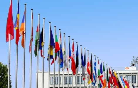 Raport: Democratia in Europa s-a deteriorat mai mult decat in oricare alta regiune. Romania, pe ultimul loc in UE