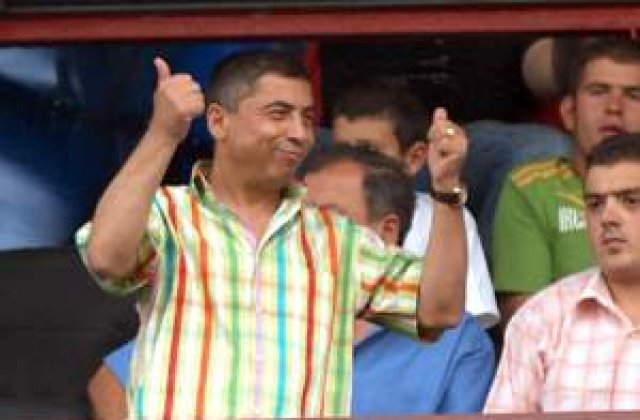 Sesizare pentru procurorii DNA: Dinamo, acuzata ca a mituit un arbitru