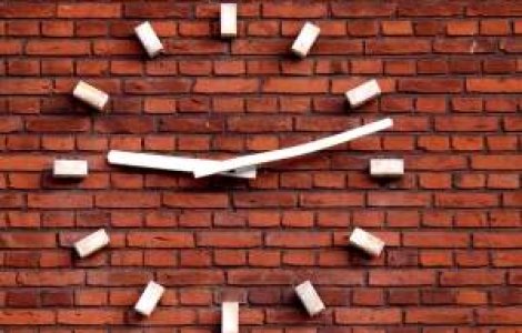 Noul premier a schimbat programul bugetarilor