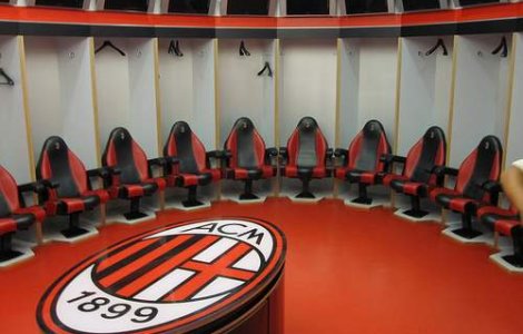 Milan distruge Arsenal