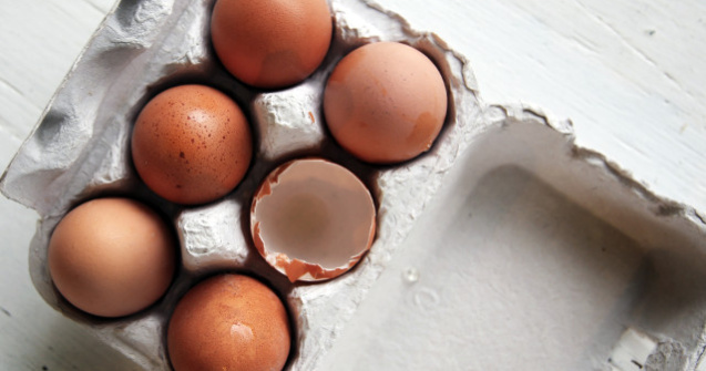 Peste 4 milioane de oua contaminate cu o substanta interzisa, descoperite in Teleorman