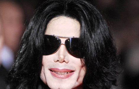 Un nou documentar il acuza pe Michael Jackson de acte de pedofilie. Reactia mostenitorilor starului
