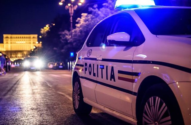 Cadavrul unui barbat a fost gasit intr-o lada frigorifica, in propria locuinta