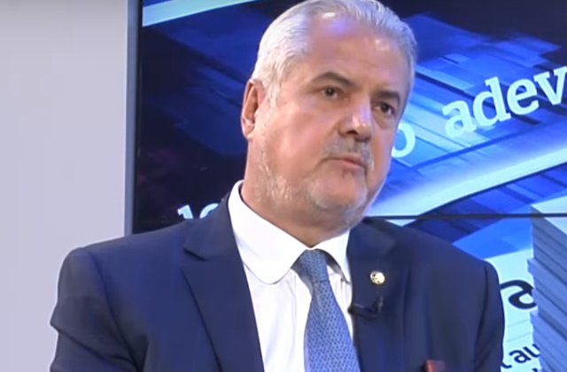 Adrian Nastase, despre discursul lui Juncker: Fad, de cancelarie