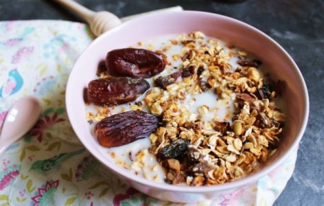 Studiu: Alimentatia bogata in fibre, asociata cu reducerea riscului de afectiuni cardiovasculare, cancer si diabet