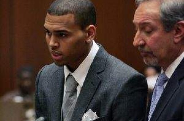 Chris Brown, la tribunal