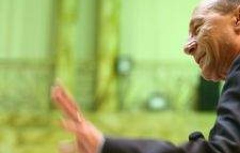 Basescu: Un imprumut extern ne face rezistenti la o deteriorare rapida