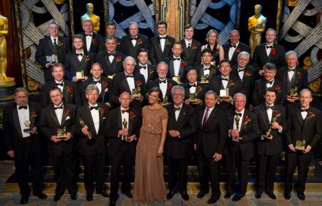 Academia Americana de Film a premiat doi romani