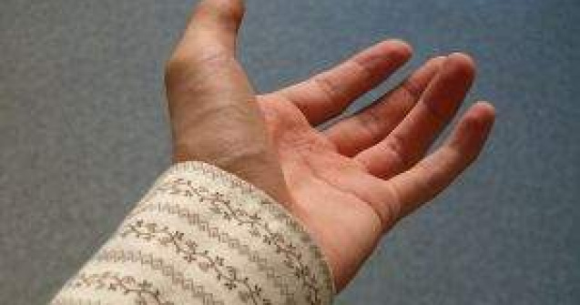 Autoritatile americane "intind o mana" romilor