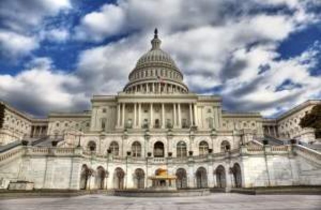 FBI a prevenit propriul "atentat" cu bomba