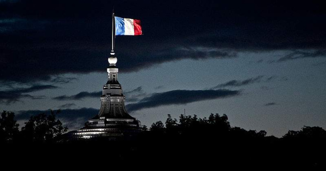 Franta o ia pe urmele Greciei, apreciaza jumatate din francezi