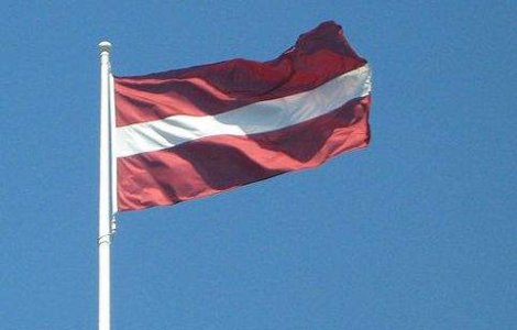 Letonii refuza introducerea rusei ca limba oficiala