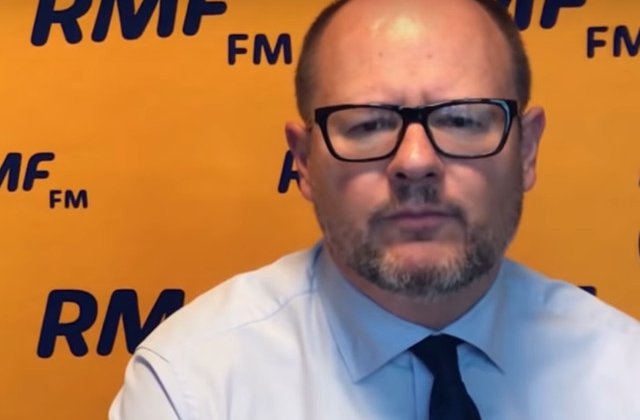 Un primar din Polonia a fost injunghiat pe scena, la un eveniment caritabil/ VIDEO