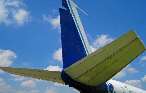 Un avion Boeing 707 s-a prabusit in Iran