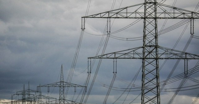 Zone din Bucuresti, Ilfov si Giurgiu vor ramane luni, temporar, fara curent electric