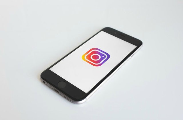 O imagine cu un ou a devenit cea mai apreciata fotografie de pe Instagram si a "detronat-o" pe Kylie Jenner