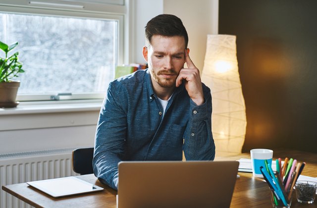 4 lucruri de care vei avea nevoie ca sa iti faci un birou de acasa