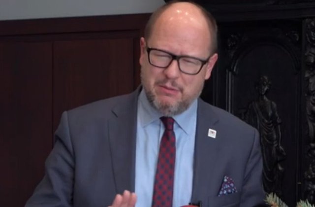 Primarul unui oras din Polonia a murit, dupa ce a fost tinta unui atac cu cutitul/ VIDEO