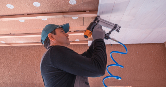 Platesti prea mult la intretinere? 5 metode practice prin care iti poti reduce facturile