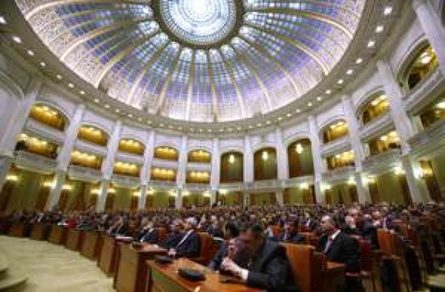 Smenul pentru Educatie: liber la fabrica de diplome