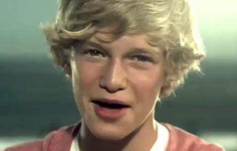 Cody Simpson, urmatorul Justin Bieber?