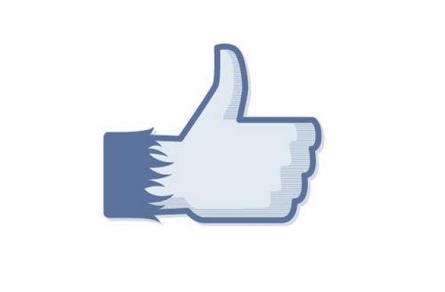 LIKE: Facebook implineste 8 ani