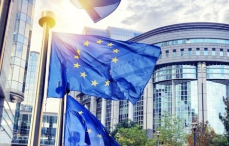 Statul de drept: Europarlamentarii romani, divizati in legatura cu raportul privind protectia bugetului UE