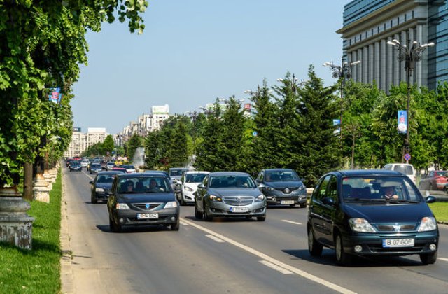 Candidatii pentru permis invata din ce in ce mai putin: rata de promovare a examenului teoretic pentru obtinerea permisului a scazut la 30%