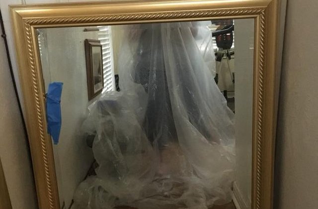 Strategie de promovare sau doar o eroare? 10 imagini amuzante din categoria "oglinzi de vanzare"