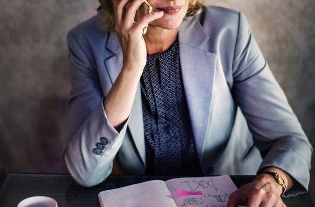 Cum sa faci fata cu succes unui unui interviu prin telefon: 7 trucuri care te pot ajuta
