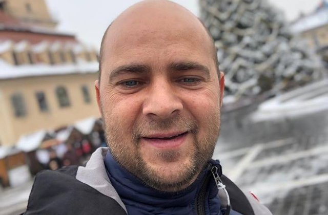 Cosmin Selesi, accidentat serios la schi. Prezentatorul Antena 1 si-a anulat toate spectacolele