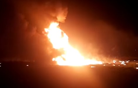 Explozie la o conducta din Mexic: zeci de morti si raniti printre cei care furau carburant/ VIDEO