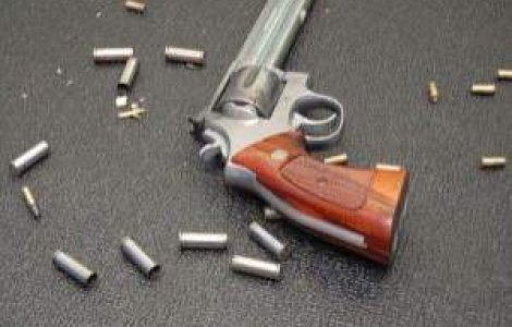  Video  Focuri de arma pe Calea Mosilor