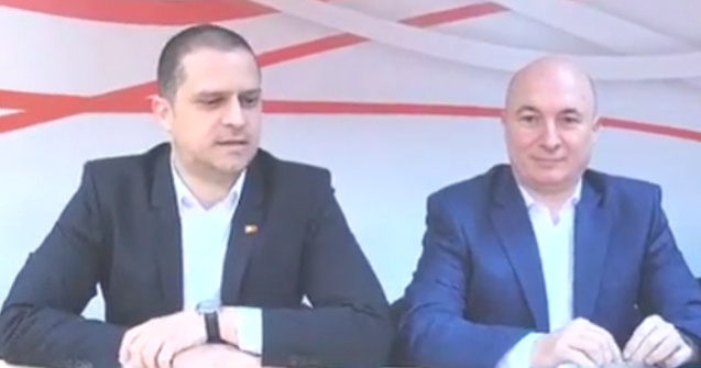 Codrin Stefanescu, Eugen Nicolicea si Bogdan Trif, huiduiti in fata sediului PSD Sibiu