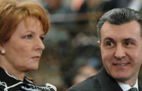 Familia Regala isi lanseaza volumul 'Coroana Romana la 140 de ani'