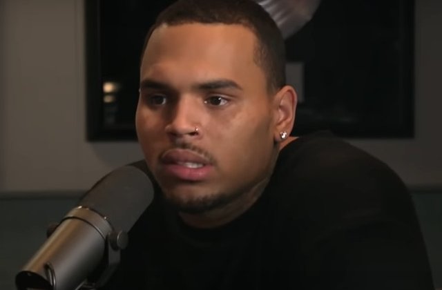 Chris Brown, acuzat de viol, a fost eliberat din arest