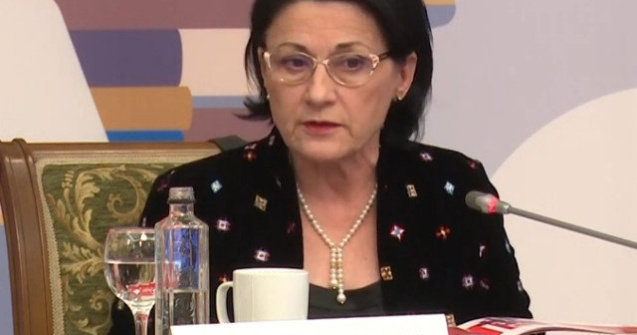 Mama, mesaj catre Ecaterina Andronescu: Nu ne nenorociti copiii