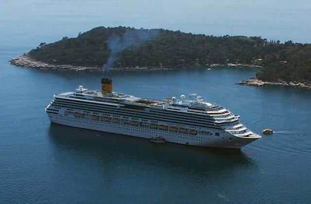 Incendiu la bordul unei nave, a companiei Costa