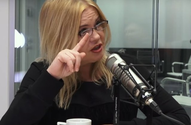 Cristina Topescu: Ma ofer sa o invat pe doamna Dancila sa-si citeasca discursurile corect. Mi-as ajuta tara, in fond