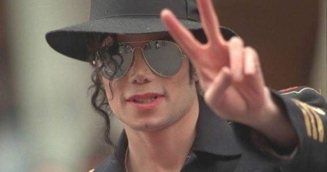 Documentar: Doi barbati sustin ca au fost abuzati de Michael Jackson