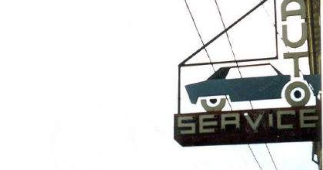 Cu levierul sau la service? Aproape 30% dintre romani isi repara singuri masina